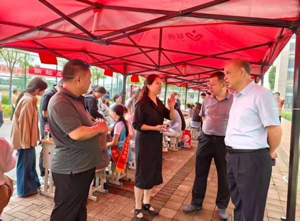丹桂迎學(xué)子 青春赴新約——山東省菏澤藝術(shù)學(xué)校新生報(bào)到紀(jì)實(shí)